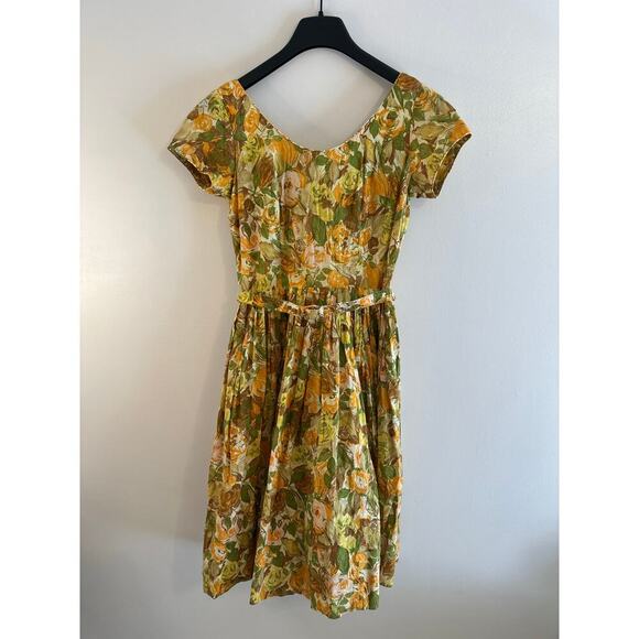Vintage 1950s Womens Cotton Floral Cap Sleeve Belted Retro Twee Dress Small